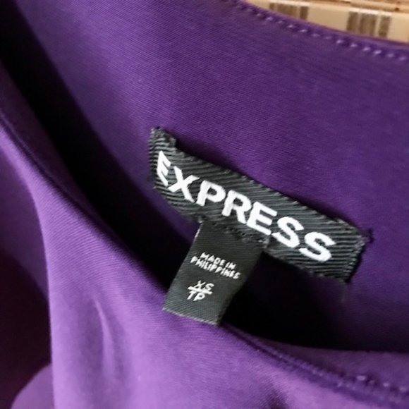 Express Ruffle Cold Shoulder Top - Picture 3 of 3